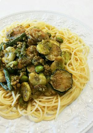 空豆と枝豆とズッキーニのジェノバパスタ-レシピのメイン写真