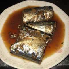รูปของ 簡単♪圧力鍋で丸ごと食べるさんまの煮付け