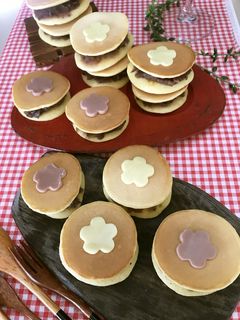 生チョコのっけどら焼き(山梨製餡粒餡入)-レシピのメイン写真