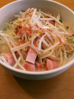 桜エビ香る冷やし塩とんこつラーメン-レシピのメイン写真