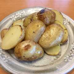 A picture of 簡単☆ローズマリーポテト.