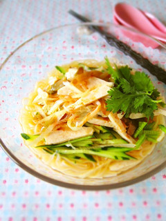 夏☆チキンとザーサイのピリ辛冷麺-レシピのメイン写真