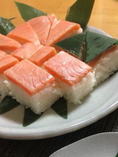 おうちで押し寿司☆富山鱒の寿司(サーモン-レシピのメイン写真