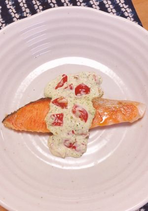 焼鮭のおろしキュウリのサッパリソースがけ-レシピのメイン写真