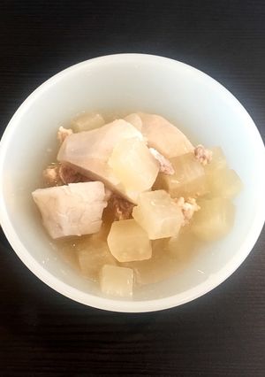 【外国で離乳食】里芋・大根・豚肉の煮物-レシピのメイン写真