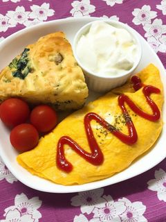 玉ねぎとほうれん草のオムレツ-レシピのメイン写真