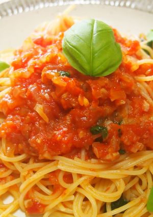 トマトソースとバジルのパスタ♪-レシピのメイン写真