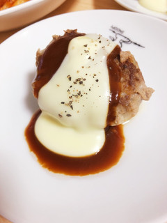 とろ〜りチーズハンバーグ-レシピのメイン写真