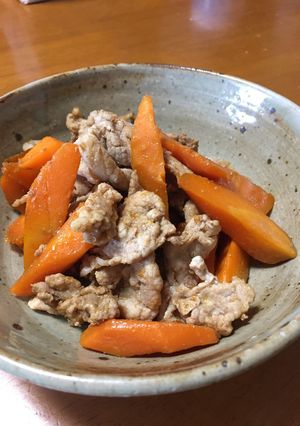 豚肉とにんじんの焼きそば粉末ソース炒め-レシピのメイン写真