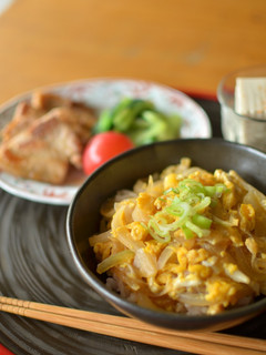 簡単オイスターソースのコクうま玉子丼-レシピのメイン写真