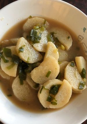 簡単、長芋の味噌煮。(ほぼ味噌汁)。-レシピのメイン写真