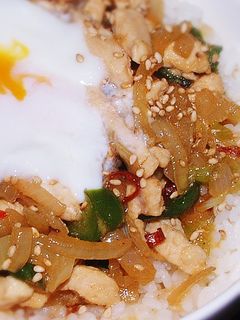 鶏肉のスタ丼(ピリ辛ニンニク醤油味)-レシピのメイン写真