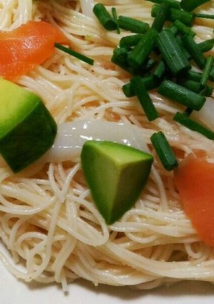 冷製イカサーモンと明太ペペロンチーノ素麺-レシピのメイン写真