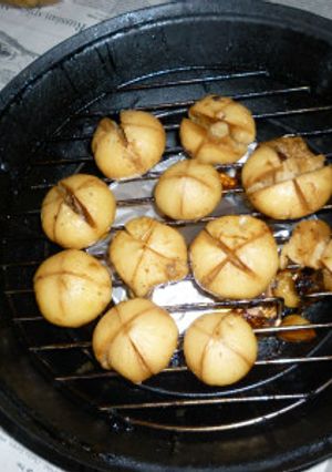 長谷燻鍋でプチにんにくの燻製-レシピのメイン写真