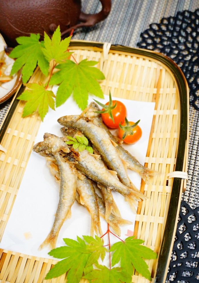 【稚鮎の塩唐揚げ】 米粉の衣-レシピのメイン写真