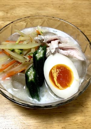 サッポロ一番塩とんこつらーめん 冷やし麺-レシピのメイン写真
