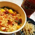 ちょい足しでカップヌードルチリトマト味