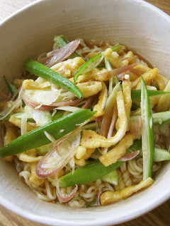 夏野菜と刻み揚げの冷製味噌ラーメン-レシピのメイン写真