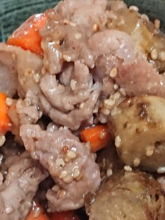 豚肩ロースとごぼうと人参の胡麻味噌焼き-レシピのメイン写真