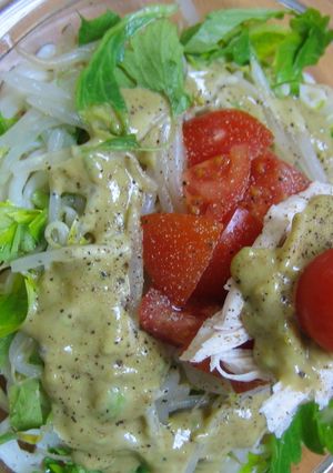 ヘルシー♪アボガドごまだれ❉サラダうどん-レシピのメイン写真