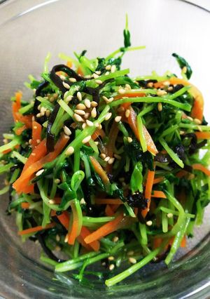 簡単すぎる♪ૢ豆苗の塩昆布和え！-レシピのメイン写真