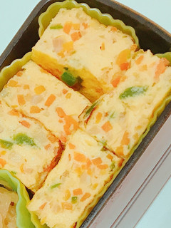 味噌を入れるのがミソ♡我が家の彩り卵焼き-レシピのメイン写真