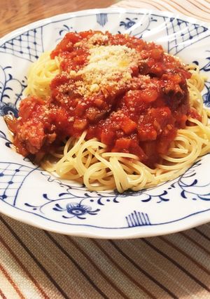 手作りトマトピューレでミートソースパスタ-レシピのメイン写真
