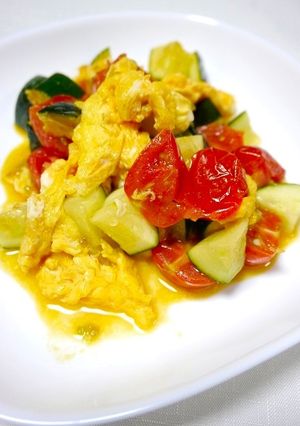 簡単！卵とズッキーニとトマトの中華炒め-レシピのメイン写真