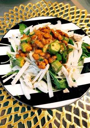 おくら納豆の玉ねぎチキン水菜サラダ-レシピのメイン写真