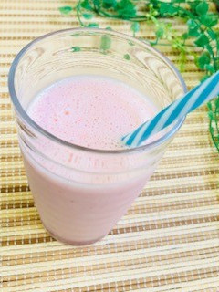 いちご甘酒スムージー-レシピのメイン写真