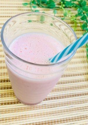 いちご甘酒スムージー-レシピのメイン写真
