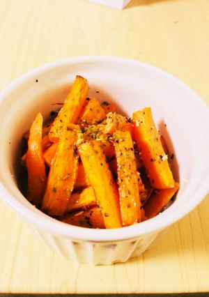 子供がパクパク食べるフライド人参☆-レシピのメイン写真