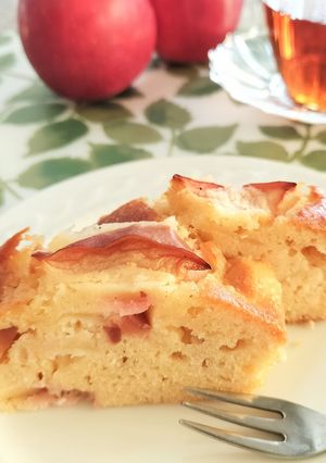 甘酸っぱい紅玉りんごのシンプルケーキ-レシピのメイン写真
