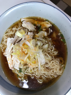 鶏むね肉ハムとネギ入り冷やしラーメン-レシピのメイン写真