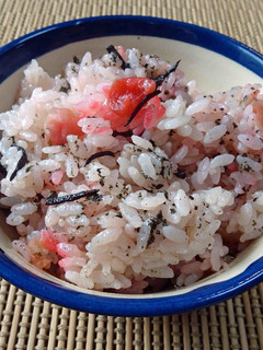 梅の香とひじきの炊き込みご飯-レシピのメイン写真