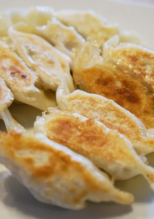 手軽にジューシー手作り餃子-レシピのメイン写真