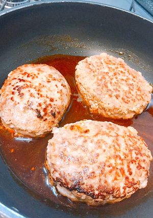 牛乳・玉ねぎなし！ふわふわ♡ハンバーグ-レシピのメイン写真