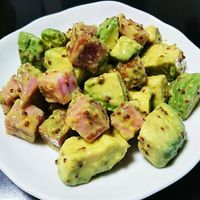 アボカド　ベーコン 料理動画】アボカドとベーコンのオープンサンド - YouTube