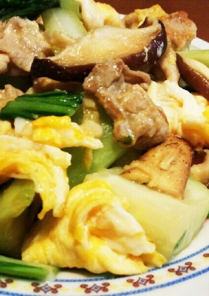 簡単♪青梗菜と豚コマ卵の中華炒め-レシピのメイン写真