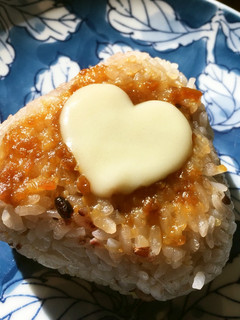 焼きおにぎり~田楽味噌&ハート-レシピのメイン写真