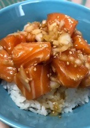 ★コストコの生サーモンで満腹ポキ丼★-レシピのメイン写真