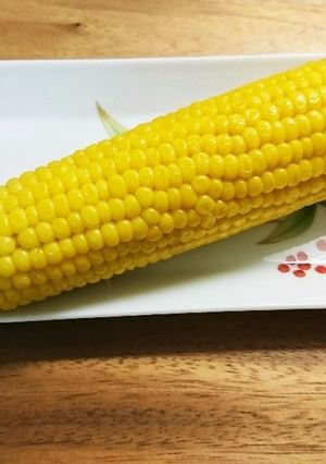 必見！塩味が美味しくきいたとうもろこし-レシピのメイン写真