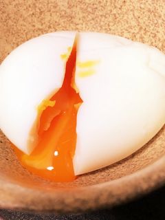 失敗なし!茹でずに簡単トロトロ半熟ゆで卵-レシピのメイン写真