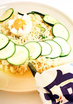 冷やしラーメンズッキーニナムル仕立て-レシピのメイン写真