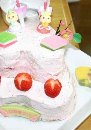 ひな祭りのケーキ　雛祭りイチゴケーキ-レシピのメイン写真