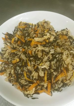 ポリ袋で簡単，ひじきのまぜご飯-レシピのメイン写真