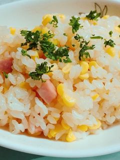 炊飯器で簡単!コーンとベーコンのピラフ-レシピのメイン写真