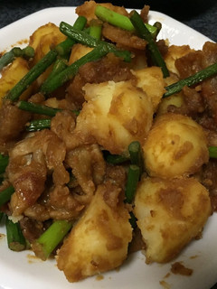 ニンニクの芽とじゃが肉の味噌炒め-レシピのメイン写真