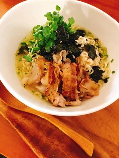 海苔塩冷やしわさびラーメン カリカリ豚-レシピのメイン写真