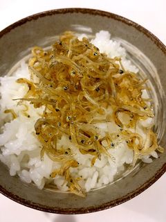 ちりめんじゃこラー油ふりかけ-レシピのメイン写真